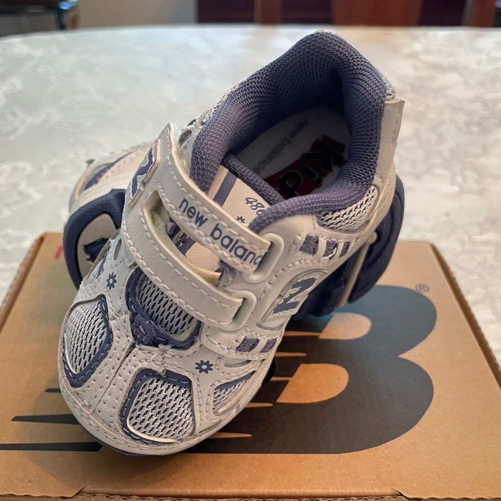 BABY NEW BALANCE SNEAKERS TODDLER SIZE 3 NEW WITH BOX